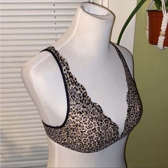 SOLD - Leopard bralette - Picture 3 of 8